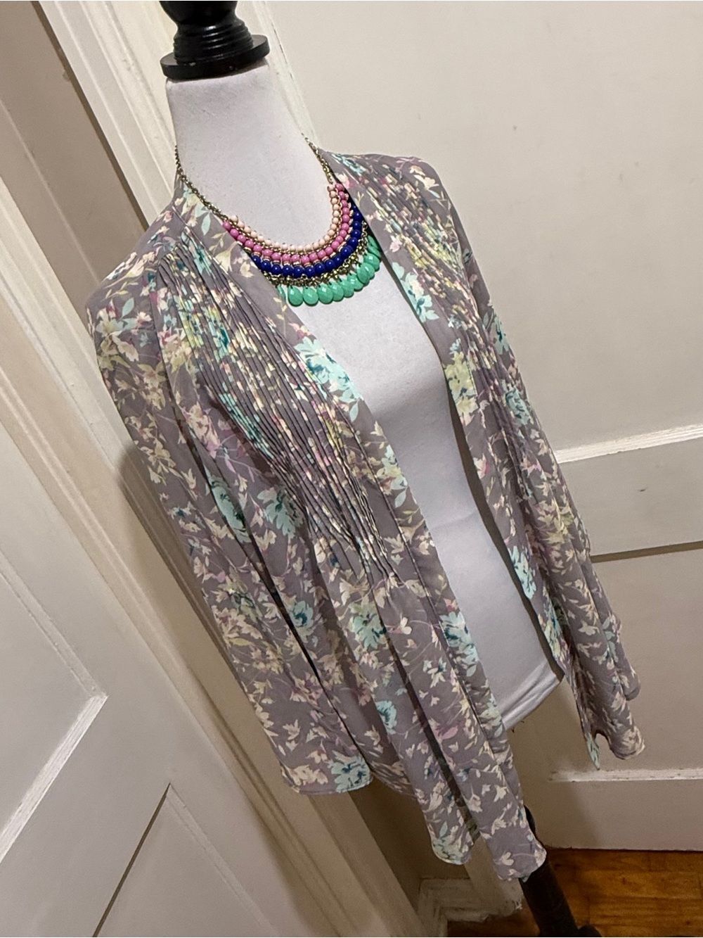 Lightweight Floral Draped shrug in Soft Gray and Mint